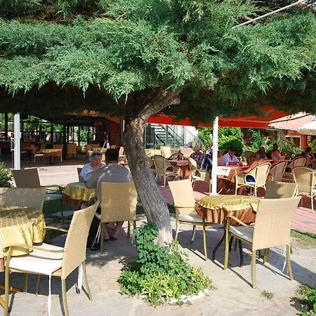 Otel Malhun 3*